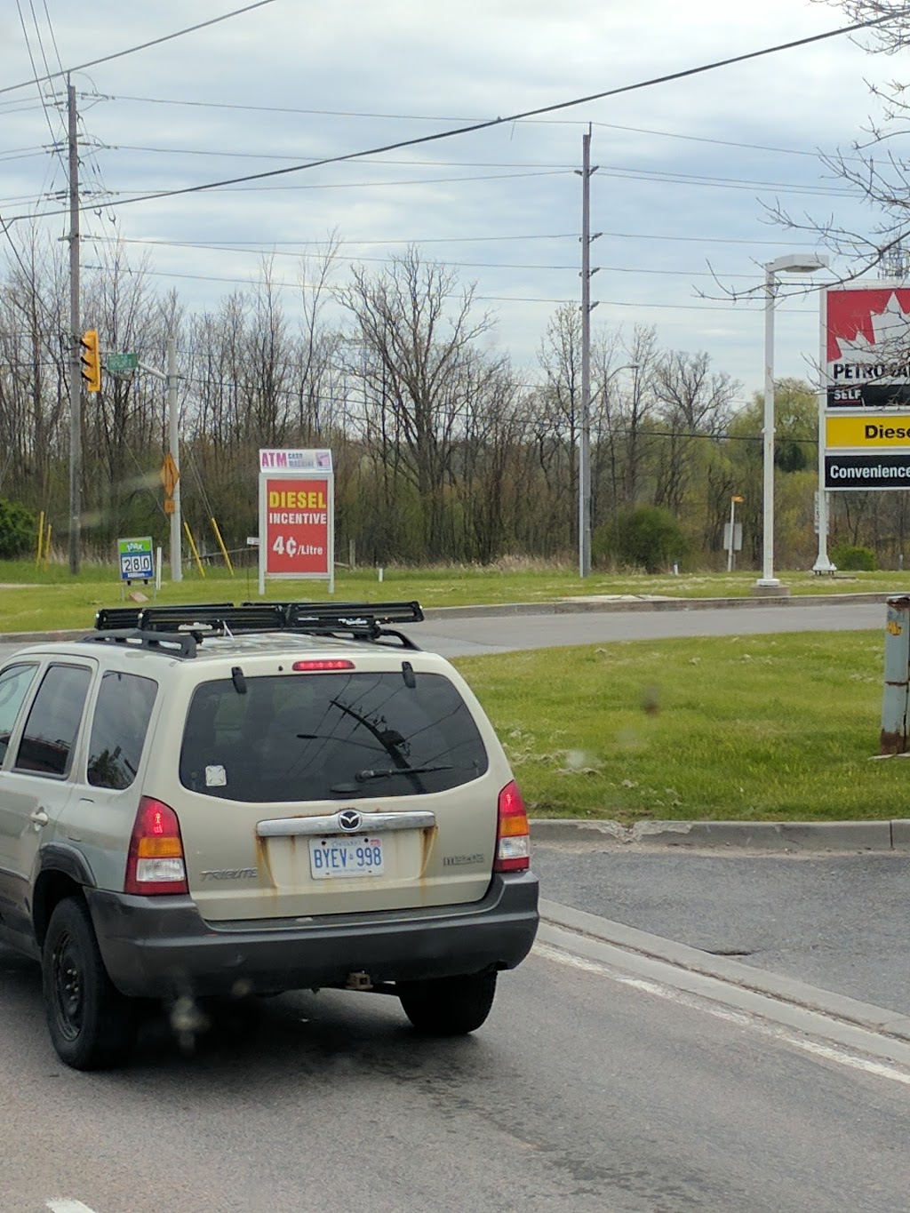 Petro-Canada | 6004 Trafalgar Rd, Milton, ON L9E 0Y9, Canada | Phone: (905) 876-1349