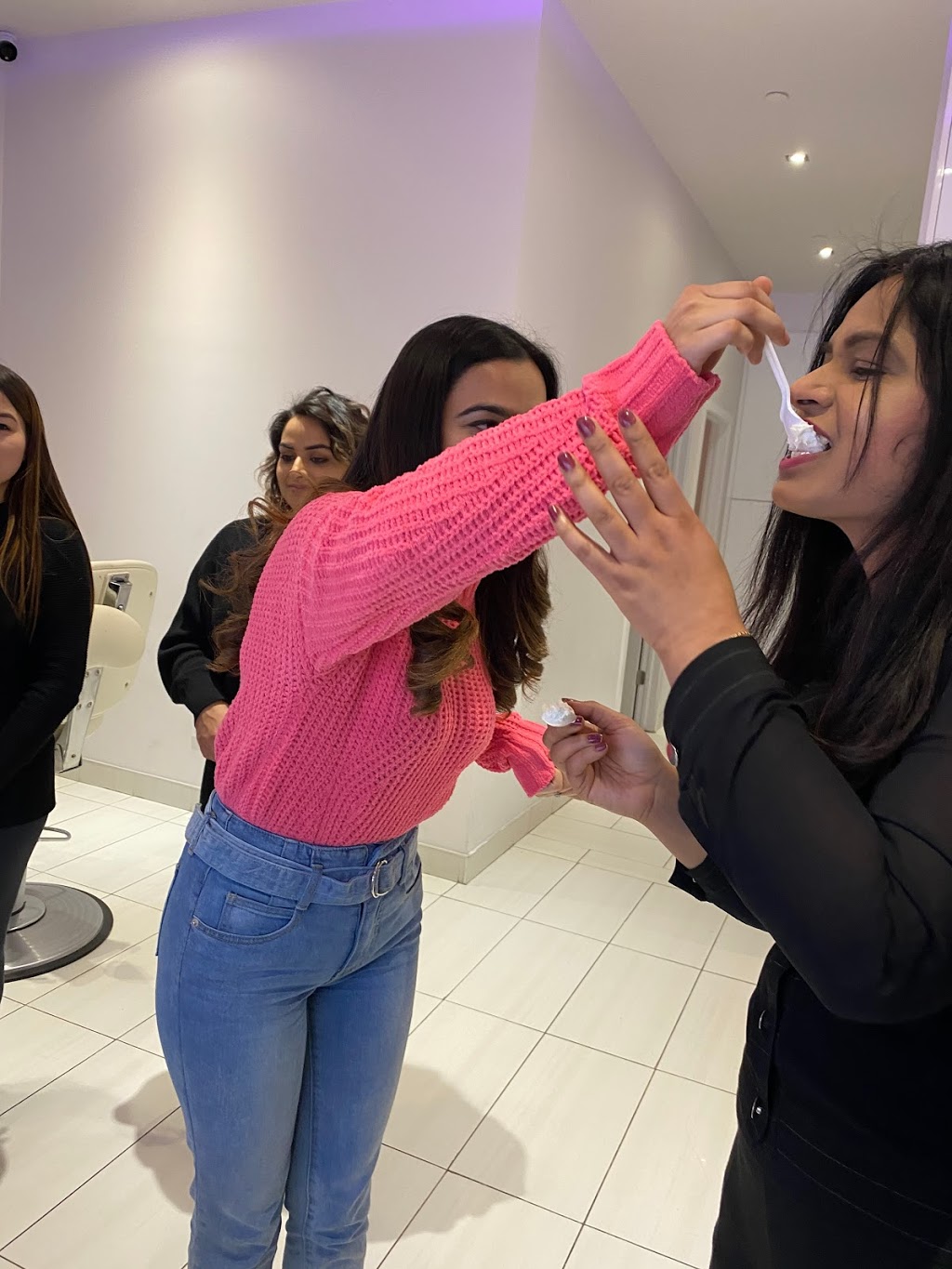 Kurves Brow Bar Plus | 8882 170 St NW, Edmonton, AB T5T 4J2, Canada | Phone: (780) 341-4435