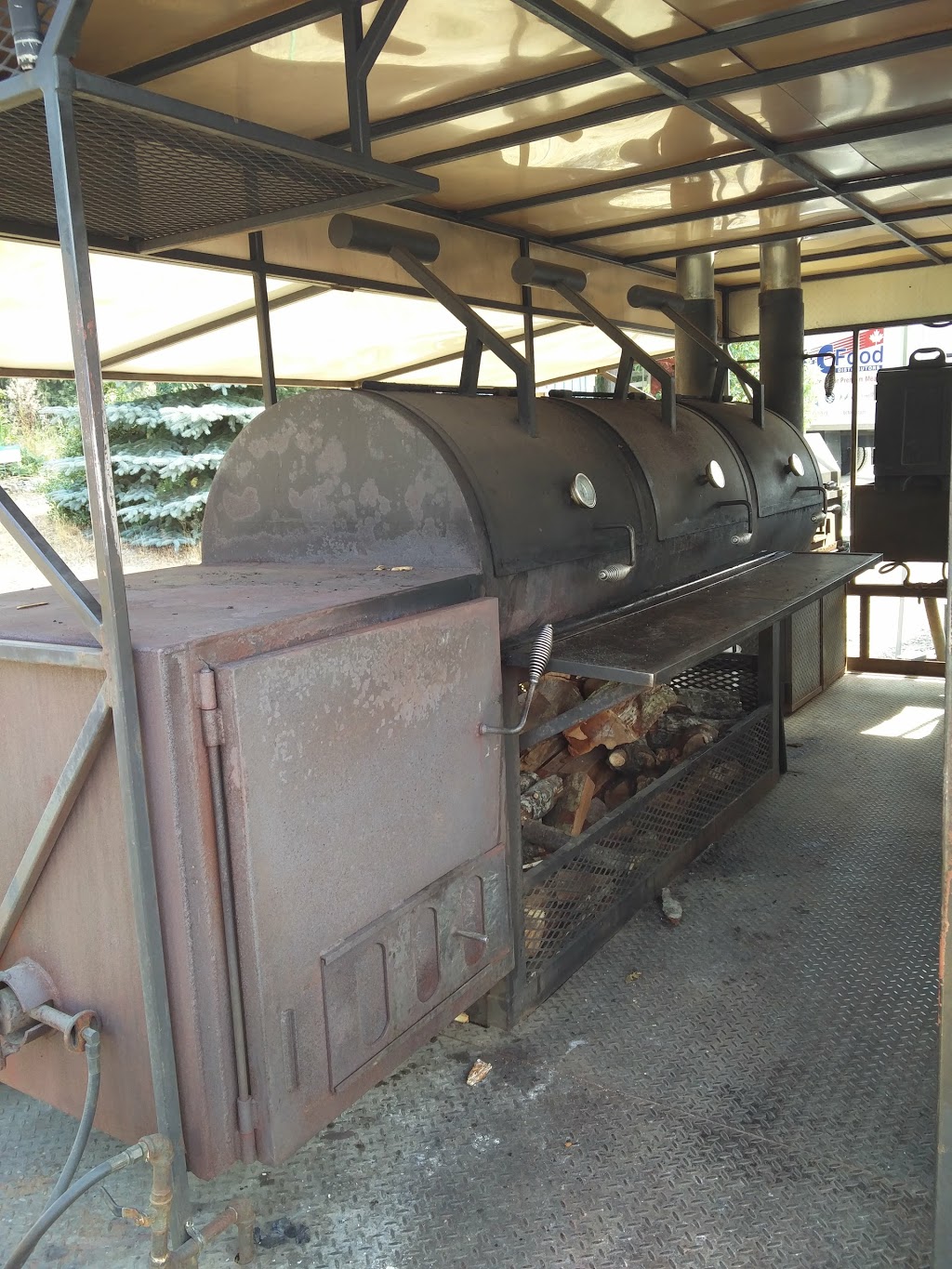 Traditional Texas BBQ | 1420 Alberni Hwy, Parksville, BC V9P 2B8, Canada | Phone: (250) 951-6445