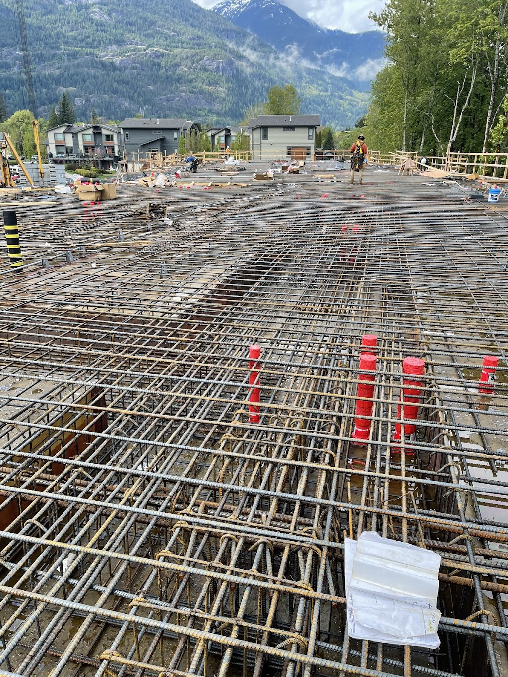 New royal steel | 550 Cottonwood Ave, Coquitlam, BC V3J 2V1, Canada | Phone: (778) 707-2763