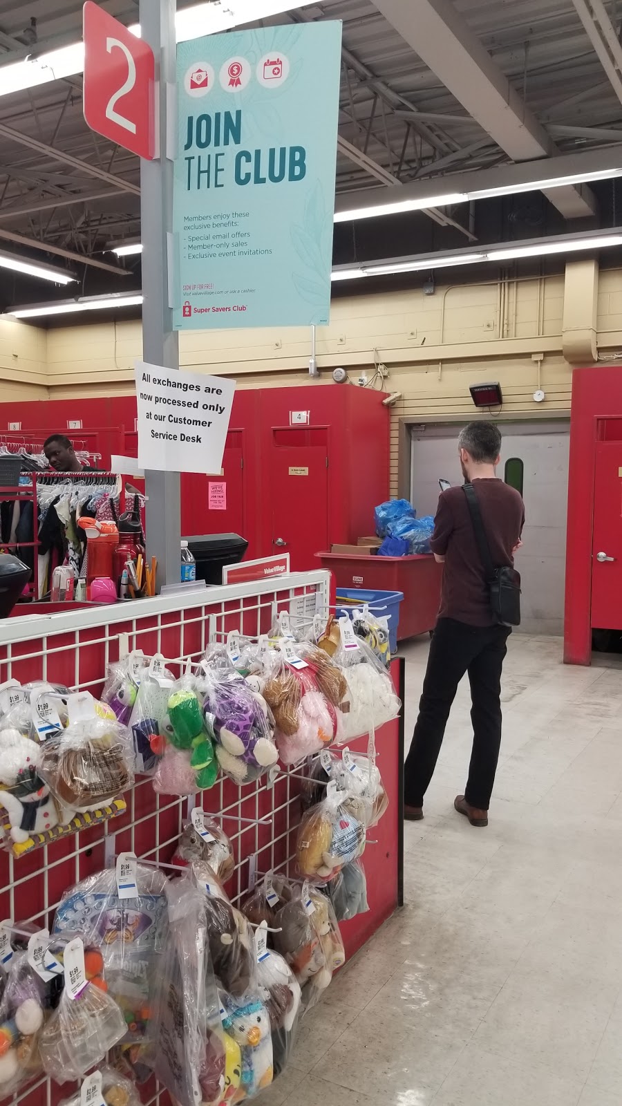 Value Village | 1319 Bloor St W, Toronto, ON M6H 1P3, Canada | Phone: (416) 539-0585