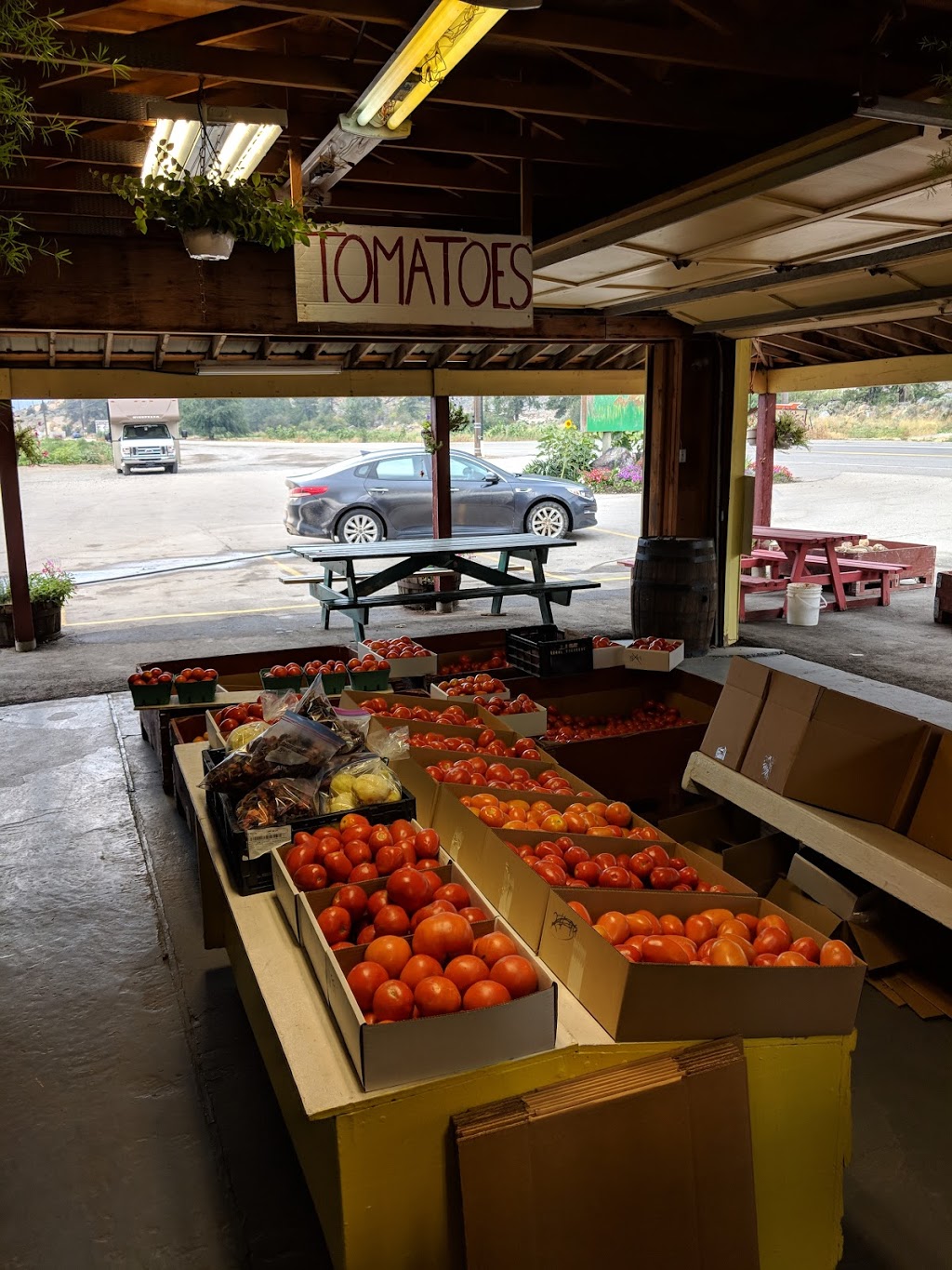 Mariposa Fruit Stand | 3125 BC-3, Keremeos, BC V0X 1N1, Canada | Phone: (250) 499-2749