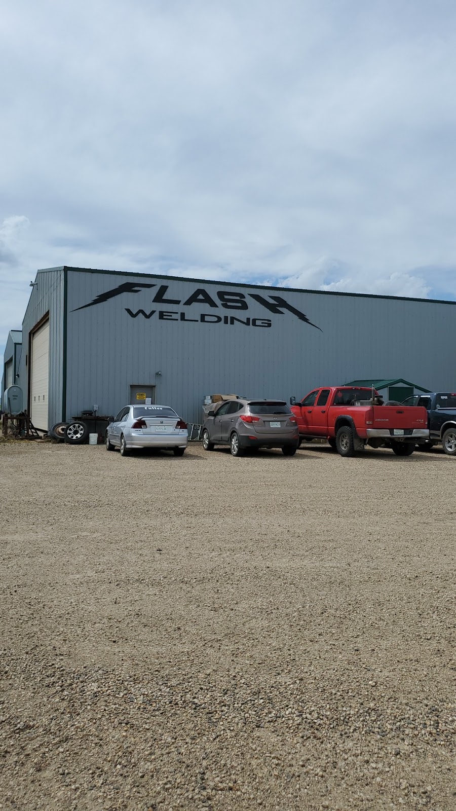 Flash Welding Ltd | SE 07 13 24 W2, Briercrest, SK S0H 0K0, Canada | Phone: (306) 799-2005