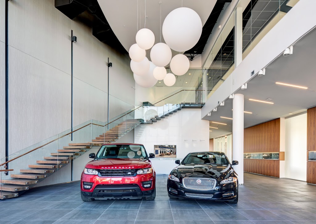 Decarie Motors Jaguar Land Rover | 8255 Rue Bougainville, Montréal, QC H4P 0B9, Canada | Phone: (514) 334-9910