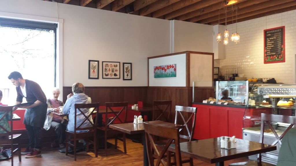 Wild Poppy Bistro | 541 1st Ave, Ladysmith, BC V9G 1A1, Canada | Phone: (250) 924-8696