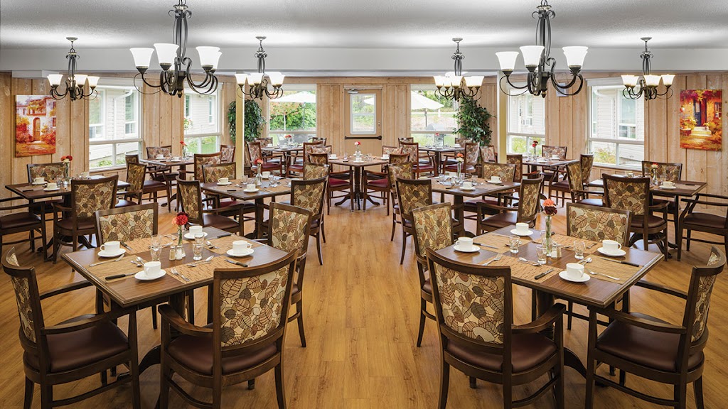 Chartwell Pinewood Retirement Residence | 1022 Pembroke St E, Pembroke, ON K8A 8A7, Canada | Phone: (613) 775-5007