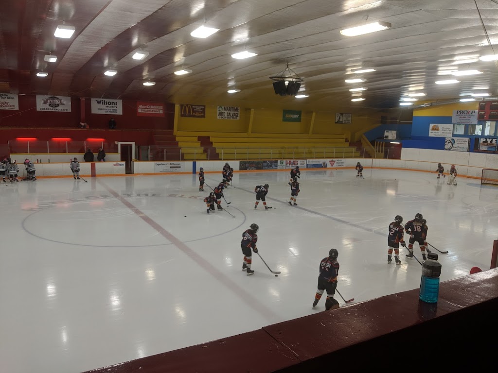 Don Henderson Memorial Sportsplex | 55 Carter Rd, Brookfield, NS B0N 1C0, Canada | Phone: (902) 673-2063