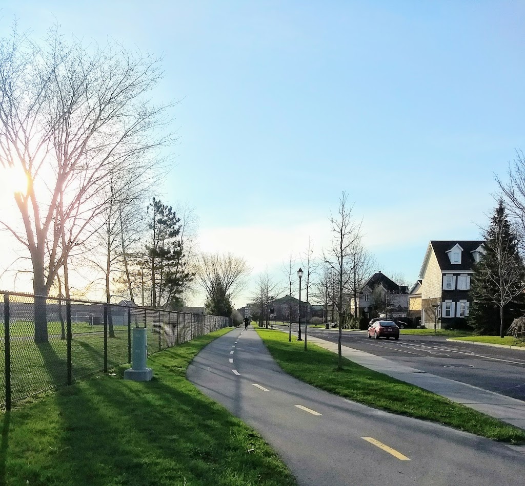 Parc Fernand-Seguin | 38 Place Chambord, Candiac, QC J5R 4W8, Canada | Phone: (450) 444-6040
