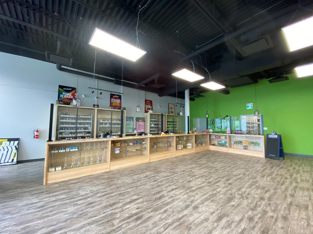 Westcan Cannabis (West Lethbridge) | 10 Aquitania Blvd W Unit #20, Lethbridge, AB T1J 5L4, Canada | Phone: (403) 327-2005