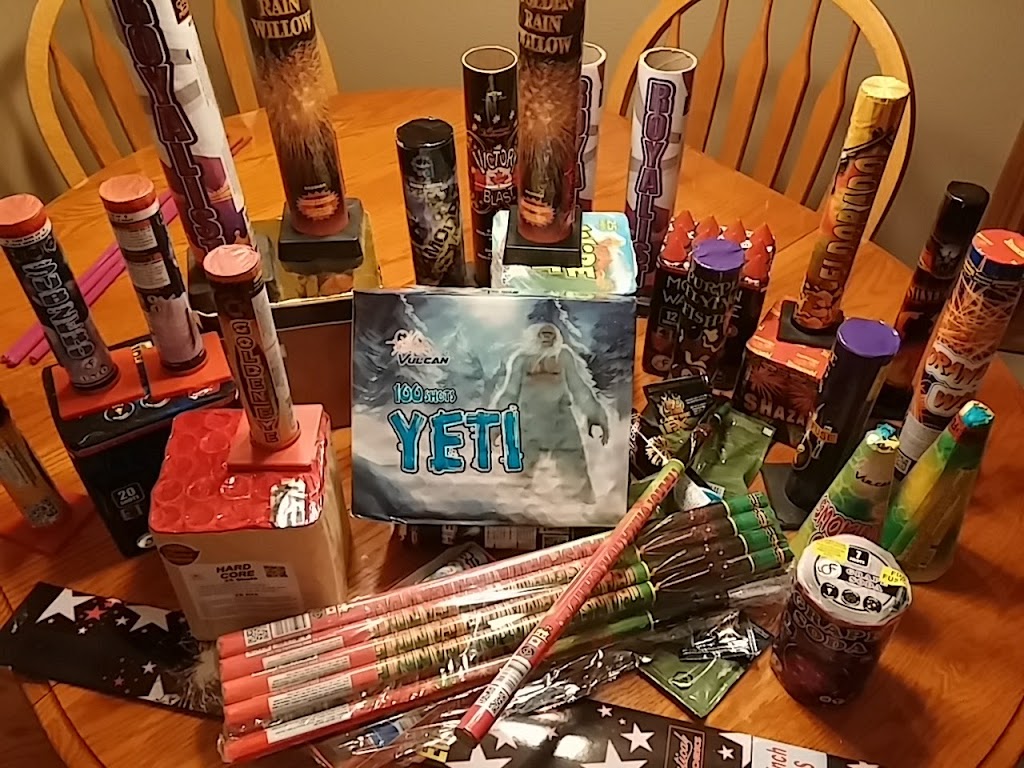 Rocket Fireworks | 14 Advance Rd, Etobicoke, ON M8Z 2T4, Canada | Phone: (416) 456-5057