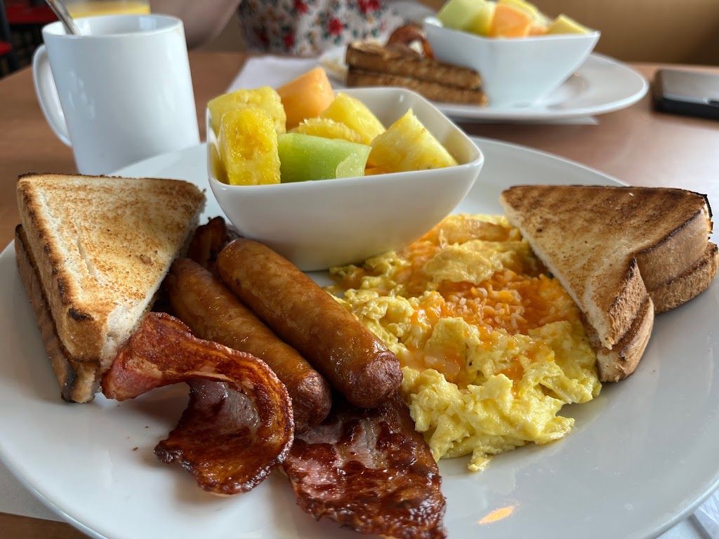 Barnes Family Restaurant | 7447 Longwoods Rd, London, ON N6P 1L2, Canada | Phone: (519) 652-6767