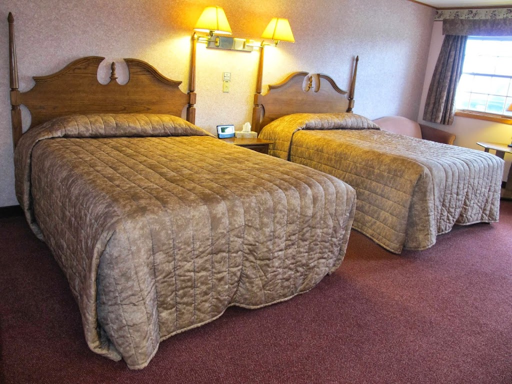 Lauries Motor Inn | 15456 Cabot Trail, Chéticamp, NS B0E 1H0, Canada | Phone: (902) 224-2400