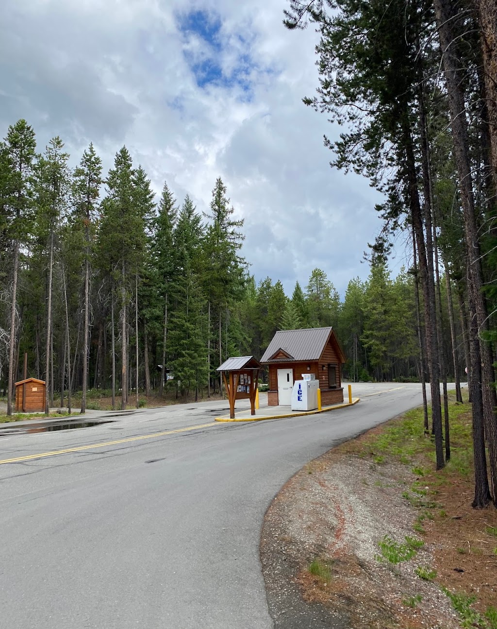 Moyie Lake Provincial Park Campground | 3208 Brana Rd, Moyie, BC V0B 2A0, Canada | Phone: (250) 422-3003