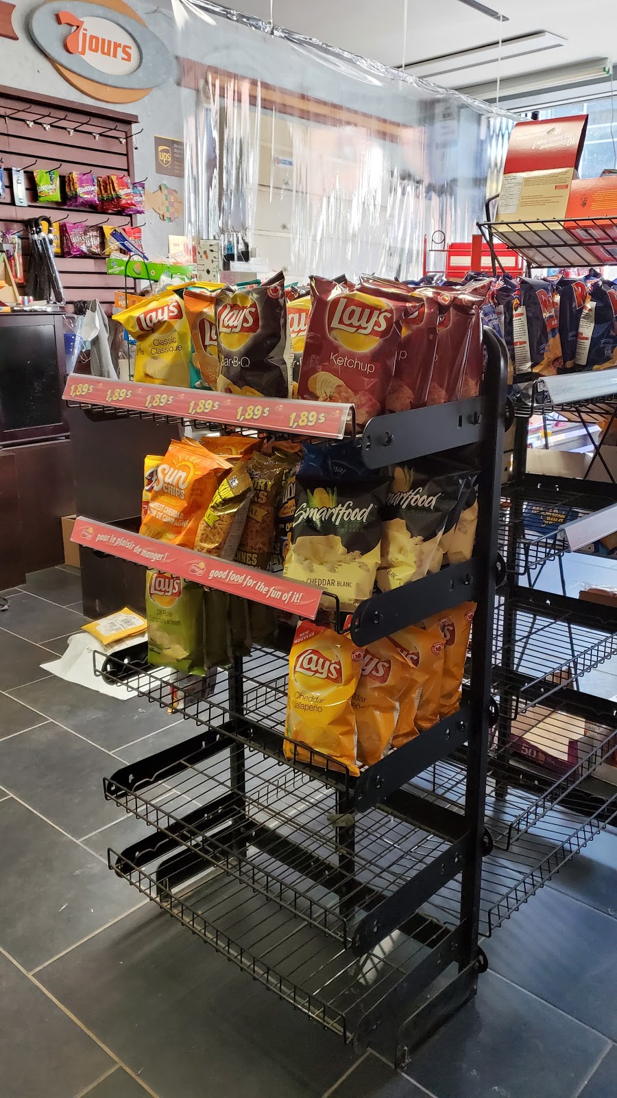 Dépanneur 7 Jours | 4466 Sainte-Catherine O, Westmount, QC H3Z 1R7, Canada | Phone: (438) 384-9299