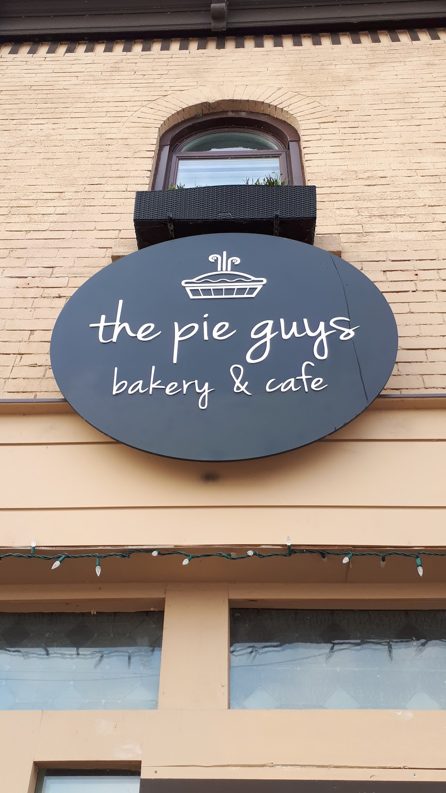 The Pie Guys Bakery & Cafe | 148 West St, Port Colborne, ON L3K 4E1, Canada | Phone: (905) 788-4743