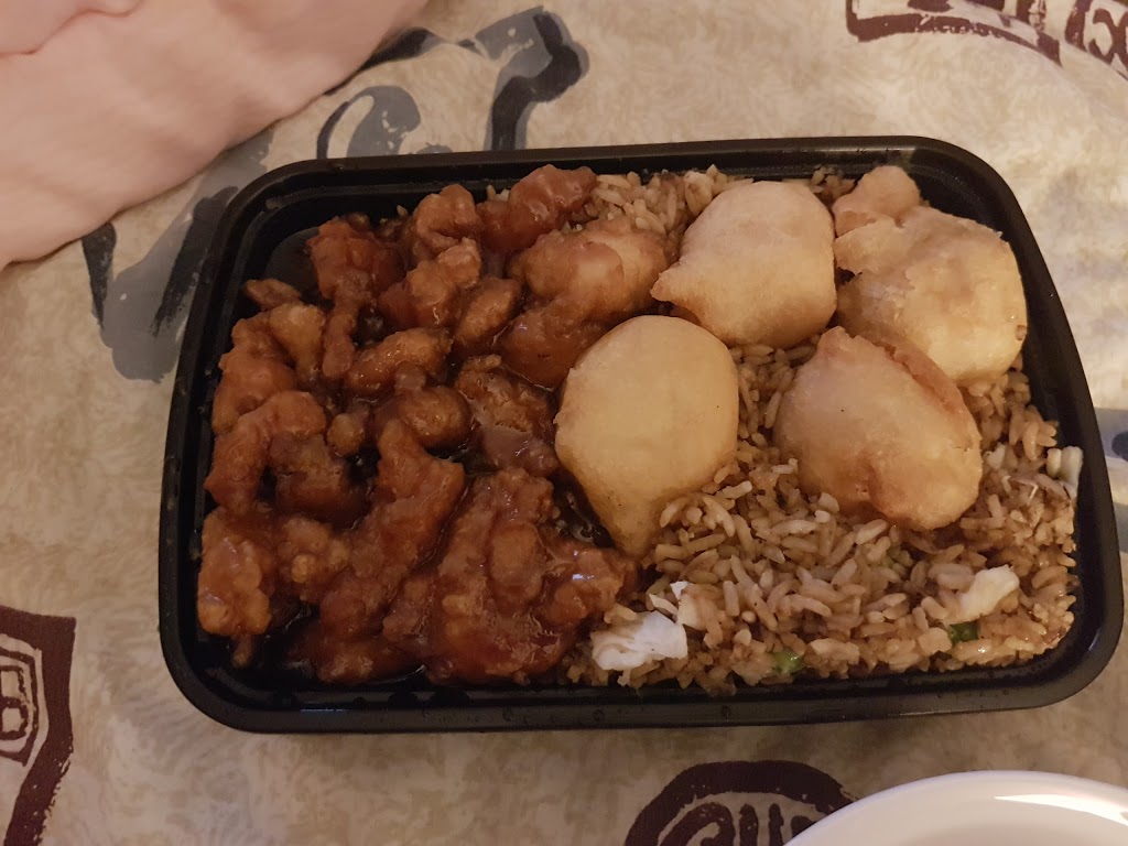 Top Wok | 490 Mapleview Dr W, Barrie, ON L4N 8C4, Canada | Phone: (705) 722-1188