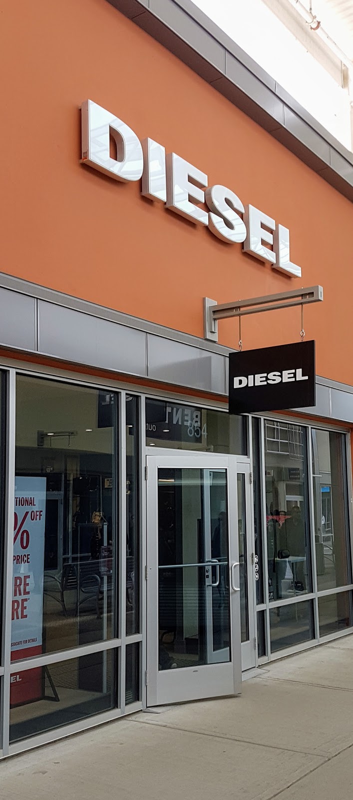 Diesel | 13850 Steeles Avenue West, c/o Toronto Premium Outlets, Unit 854, Halton Hills, ON L7G 0J1, Canada | Phone: (647) 952-3335