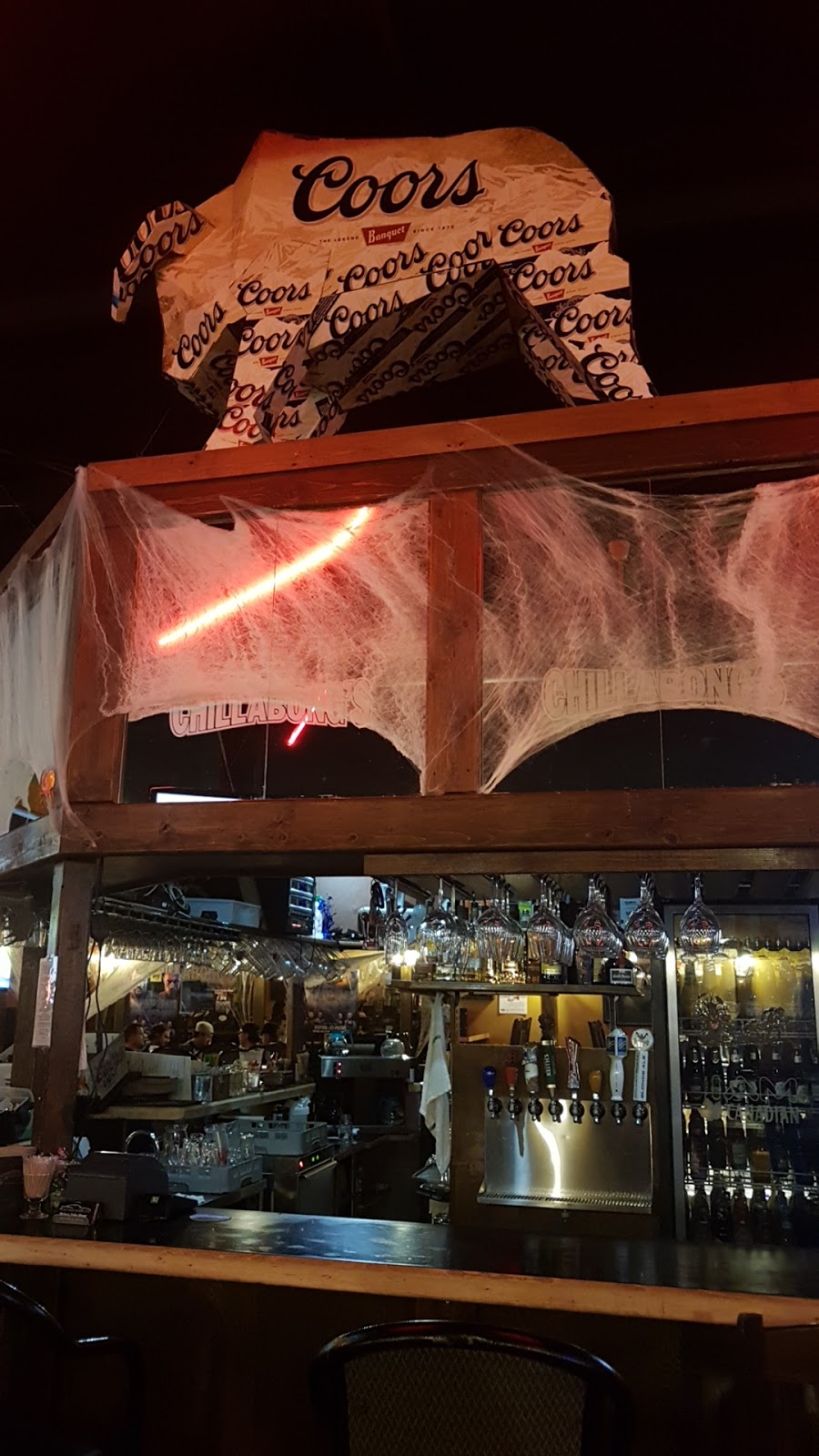 Chillabongs Bar & Grill | 69 Dunlop St #18, Red Deer, AB T4R 2G7, Canada | Phone: (403) 343-3332
