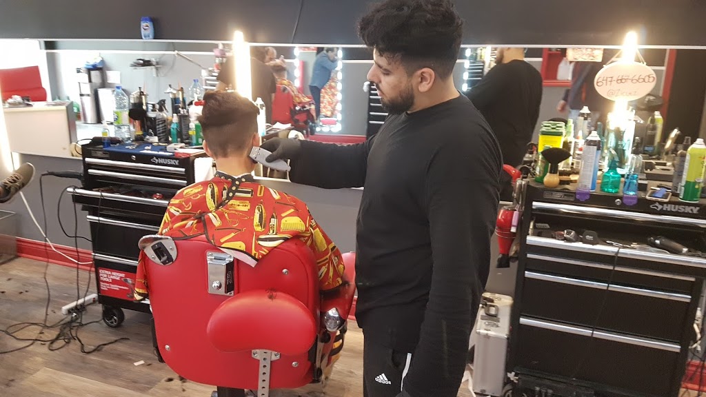 Xclusive Fades Aurora | 15233 Yonge St, Aurora, ON L4G 1L8, Canada | Phone: (905) 503-6200