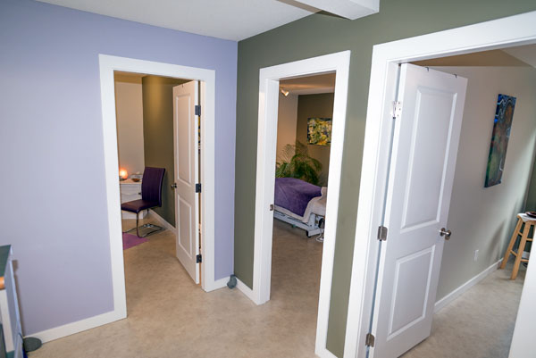 Intuitive Touch Massage Therapy | 921 Fairdowne Rd D, Parksville, BC V9P 0B2, Canada | Phone: (250) 228-5642