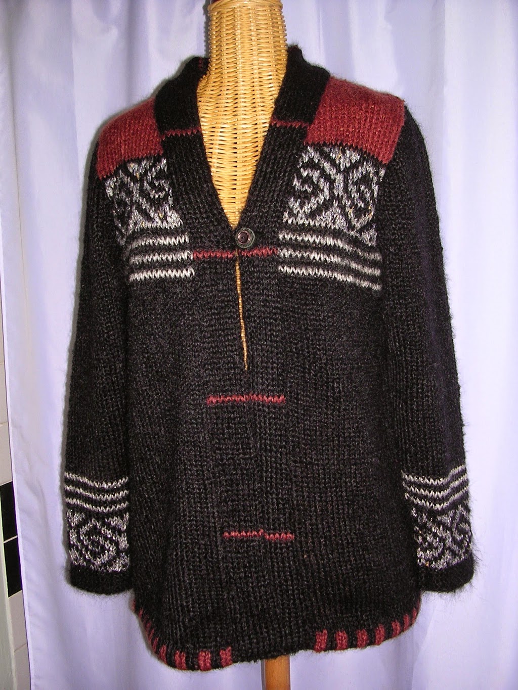 Connie Wright Original Knits | 435 Bowen Island Trunk Rd, Bowen Island, BC V0N 1G0, Canada | Phone: (604) 290-5313