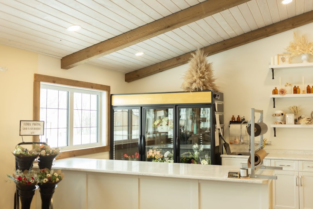 Flowers at Fields | 76 Main St S, Kleefeld, MB R0A 0V0, Canada | Phone: (204) 377-4735