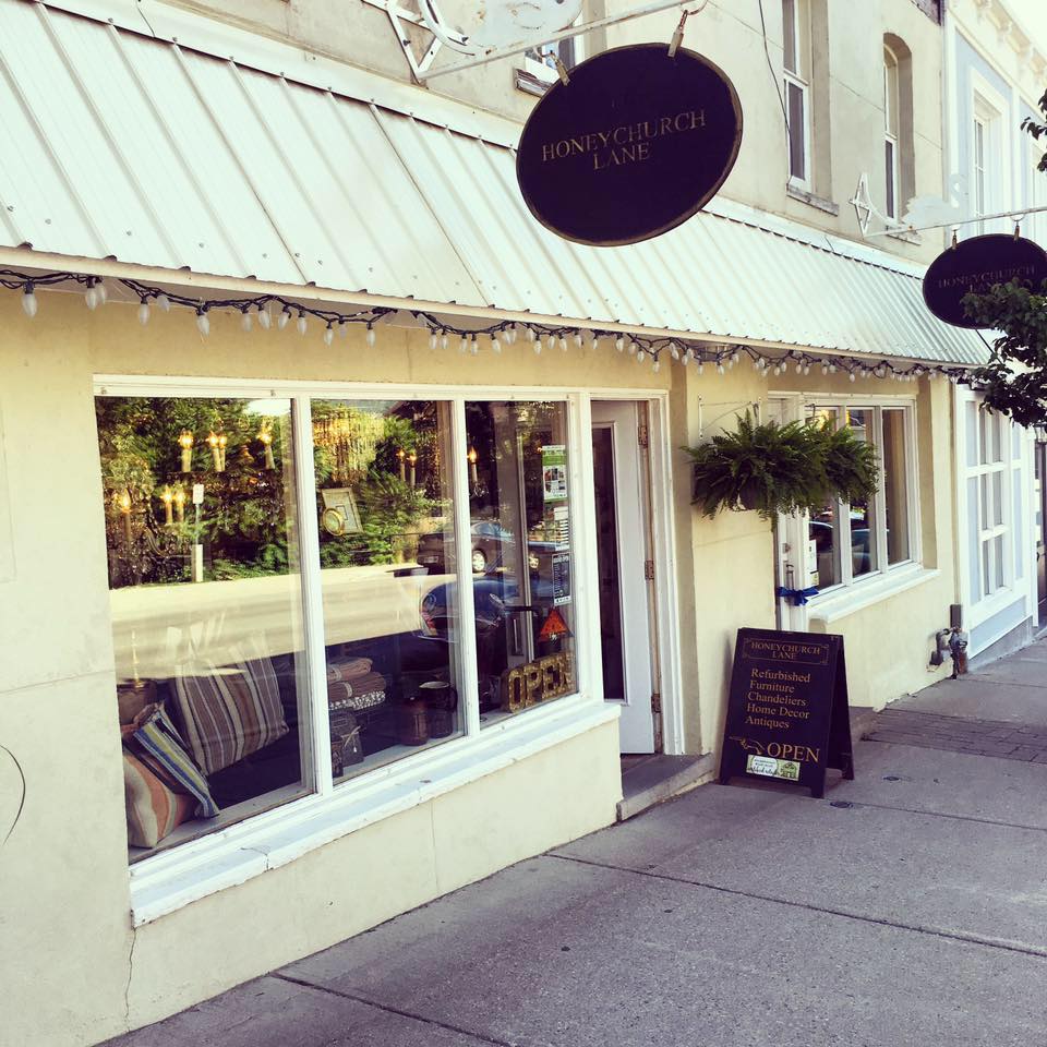 Honeychurch Lane | 65 Metcalfe St, Elora, ON N0B 1S0, Canada | Phone: (226) 384-4058