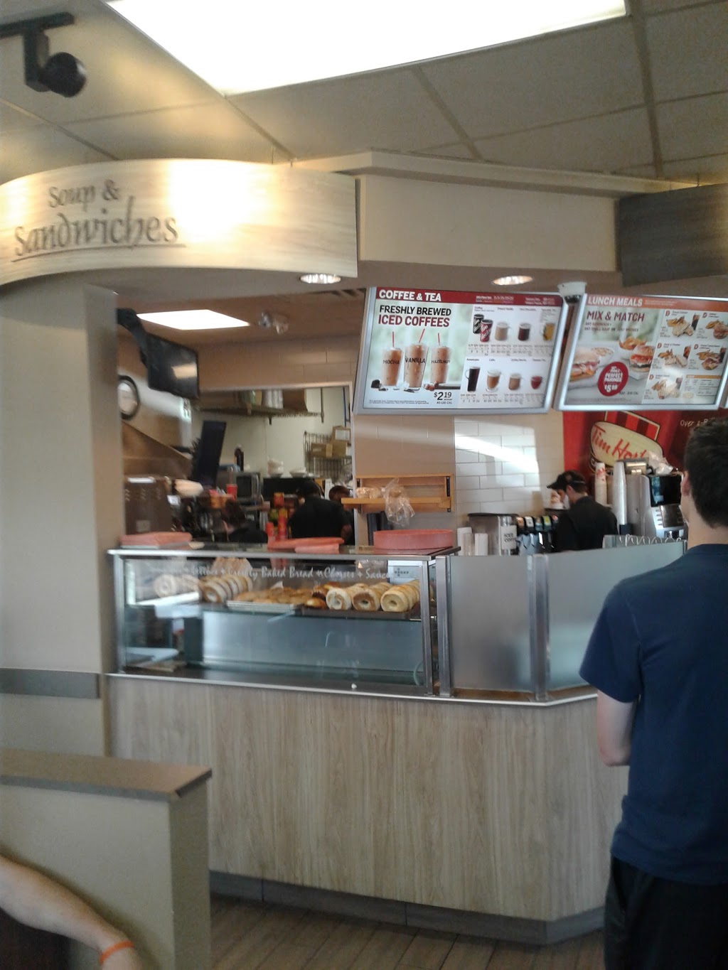 Tim Hortons | 3024 Pine Ave, Niagara Falls, NY 14301, USA | Phone: (716) 285-0410
