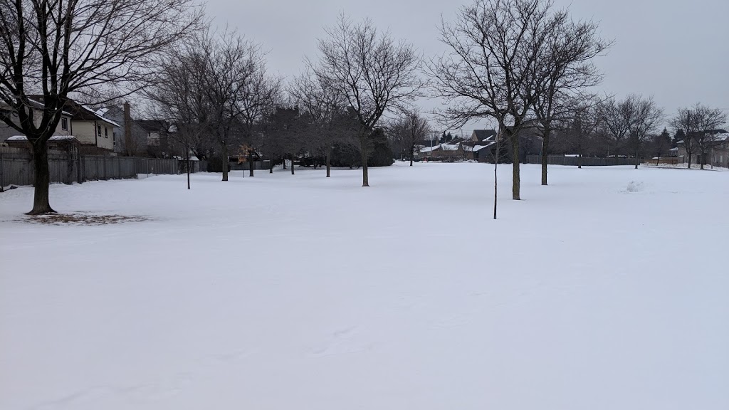 Elmbrook Park | 5G4, 2 Elmbrook Crescent, Etobicoke, ON M9C 5B4, Canada