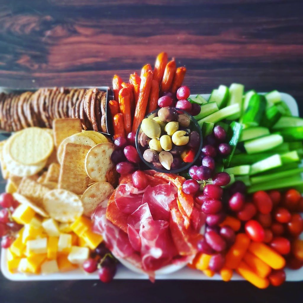 AlphaCater Bar & Grill | 760 Gibbons Rd, Renfrew, ON K7V 0B7, Canada | Phone: (613) 432-8109