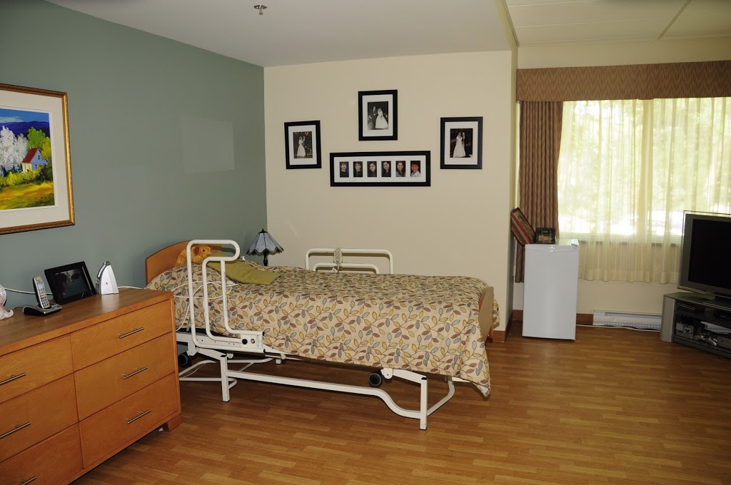 Maison Vilar | 2375 Avenue de Vitré, Québec, QC G1J 5B3, Canada | Phone: (418) 529-3038