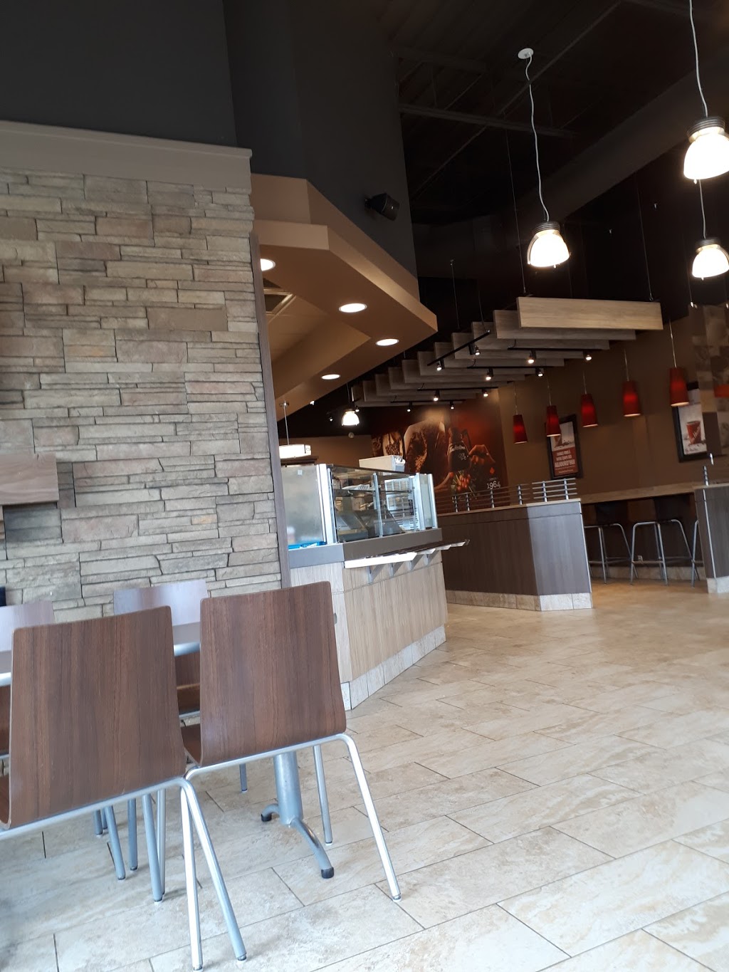 Tim Hortons | 75 Rue De Lhotel De Ville, Local A, Warwick, QC J0A 1M0, Canada | Phone: (819) 559-8090