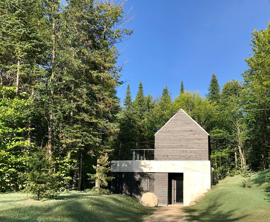 Développement De La Fraternité Inc (Le) | 2212 Chemin du Lac Supérieur, Lac-Supérieur, QC J0T 1P0, Canada | Phone: (866) 912-8460