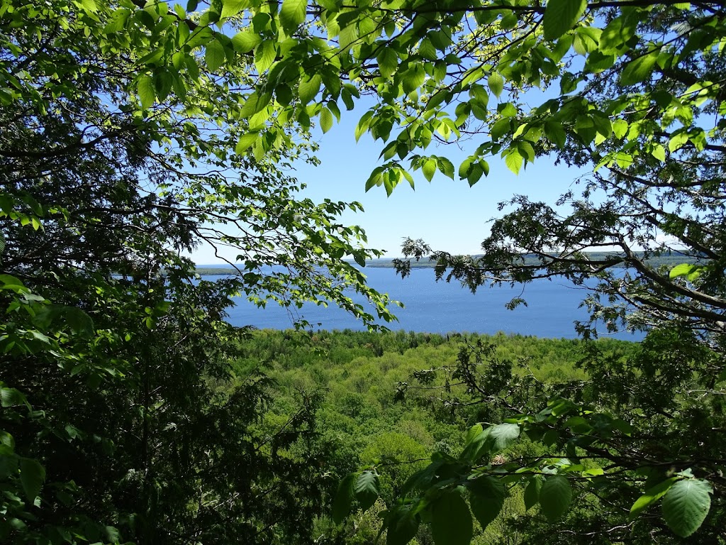 Malcolm Bluff Shores Nature Reserve | Wrights Crescent, South Bruce Peninsula, ON N0H 2T0, Canada | Phone: (800) 440-2366