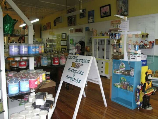 Celtic Sisters Candles & Candies | 50935 Washington St, New Baltimore, MI 48047, USA | Phone: (586) 648-7189