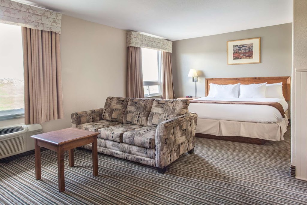 Super 8 by Wyndham Truro NS | 85 Treaty Trail, Millbrook, NS B6L 1W3, Canada | Phone: (902) 895-8884