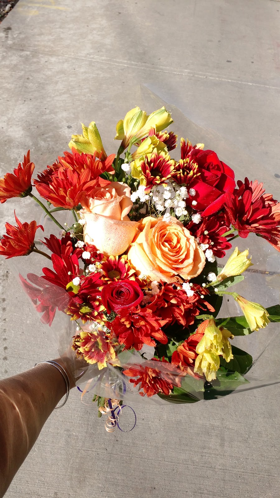 Flowers By Shyu | 1315 Dufferin St, Toronto, ON M6H 4C2, Canada | Phone: (416) 588-2395