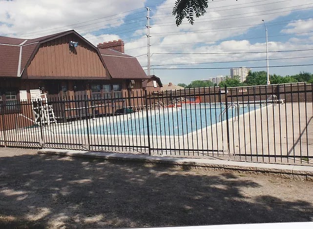 Village Green Co-Op | 20a Bunting Dr, Brampton, ON L6Y 2H5, Canada | Phone: (905) 456-2152