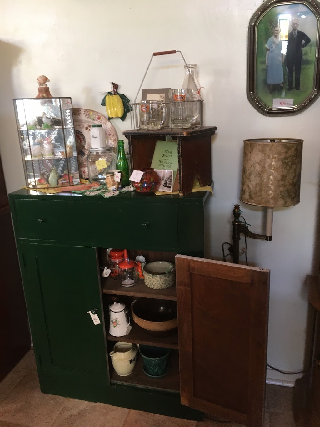 Avoca Antiques | 8878 M-136 Avoca Rd, Avoca, MI 48006, USA | Phone: (810) 324-9177