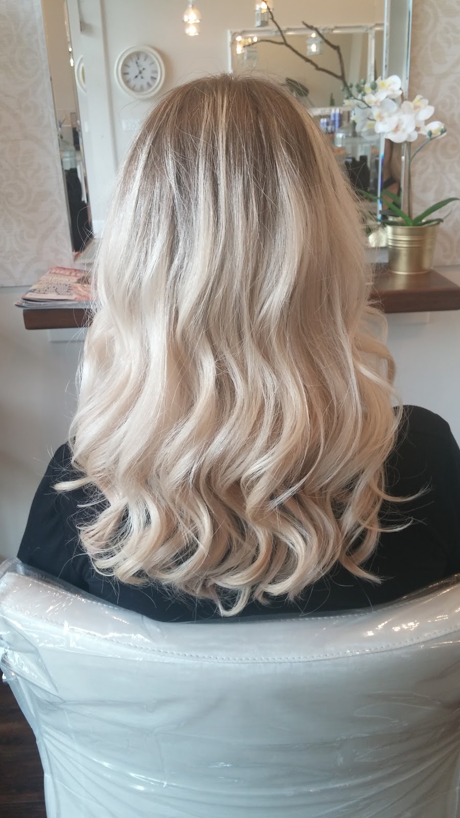 Honeylush Hair Studio | 15221 Thrift Ave, White Rock, BC V4B 2K9, Canada | Phone: (778) 294-3009