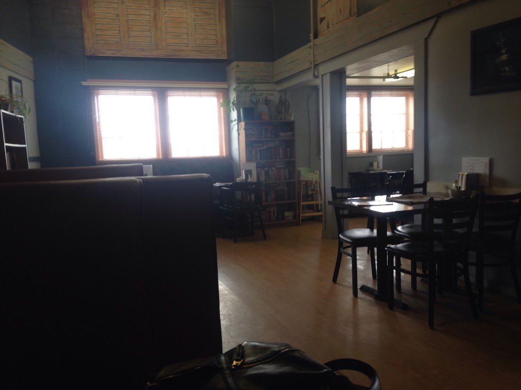 Fishermans Boot Cafe | 12740 Trites Rd, Richmond, BC V7E 3R8, Canada | Phone: (604) 275-9343