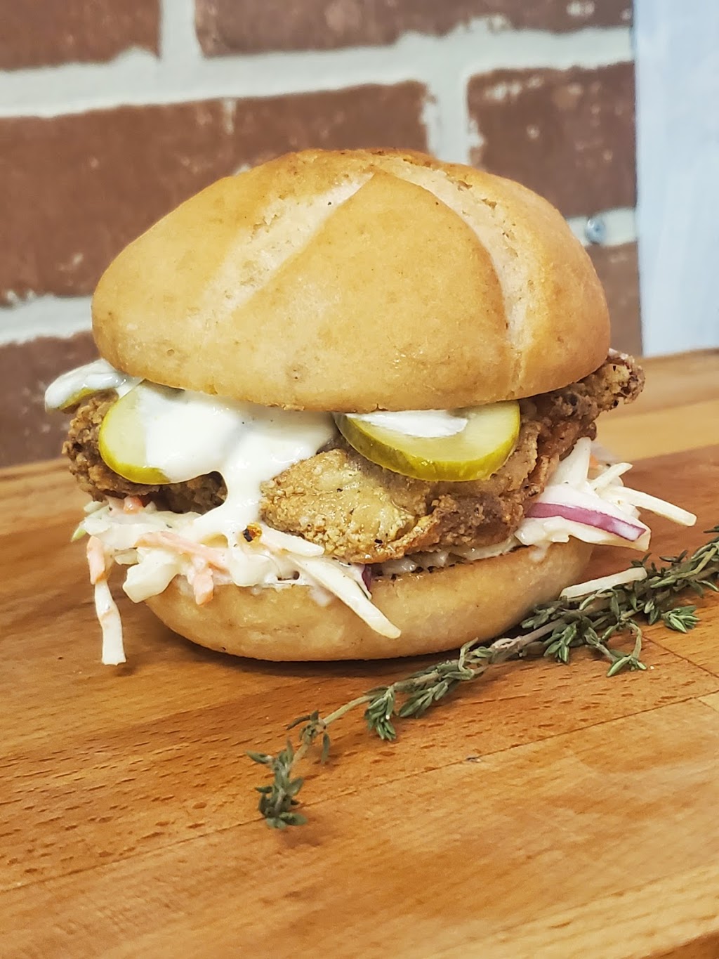 Bad Lucys Juicy Fried Chicken | 320 Bayfield St Unit 49, Barrie, ON L4M 3C1, Canada | Phone: (705) 735-2000