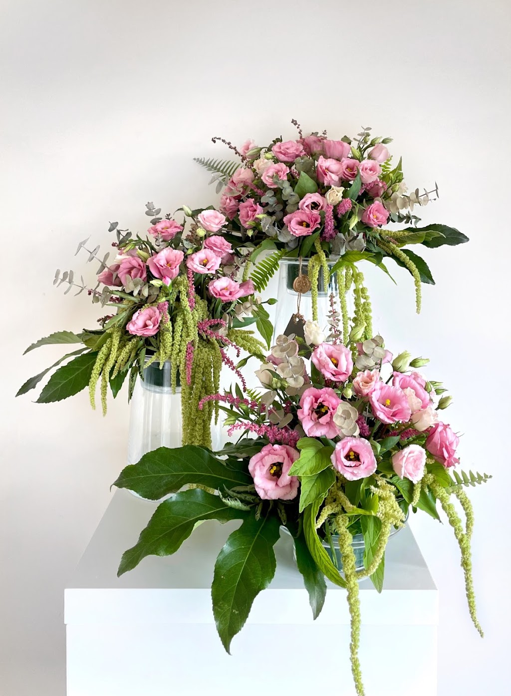 Amber Flowers | 119 Whitney Pl, Thornhill, ON L4J 6V3, Canada | Phone: (647) 671-9910