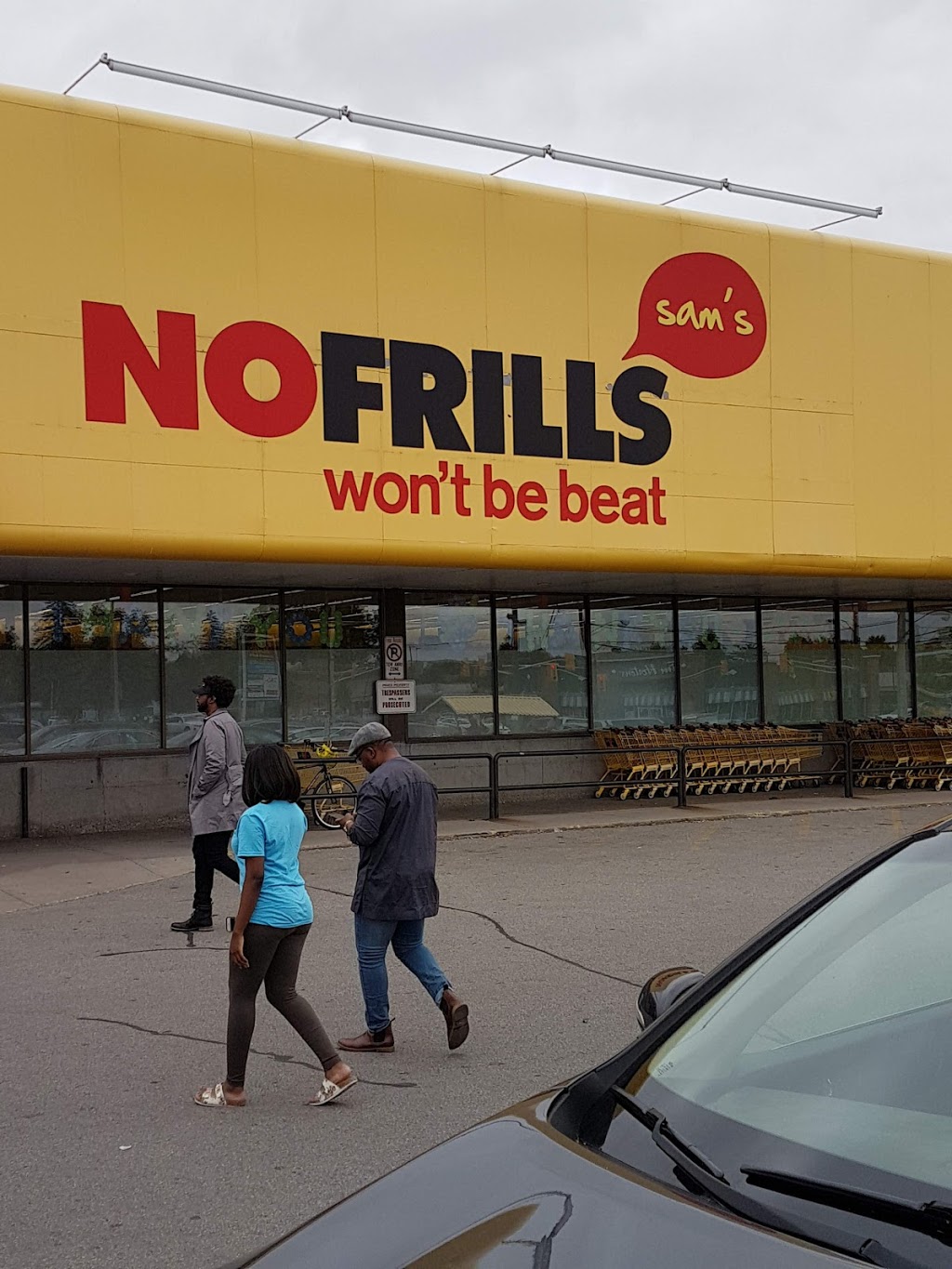 Sams No Frills | 345 Main St N, Brampton, ON L6X 1N6, Canada | Phone: (866) 987-6453