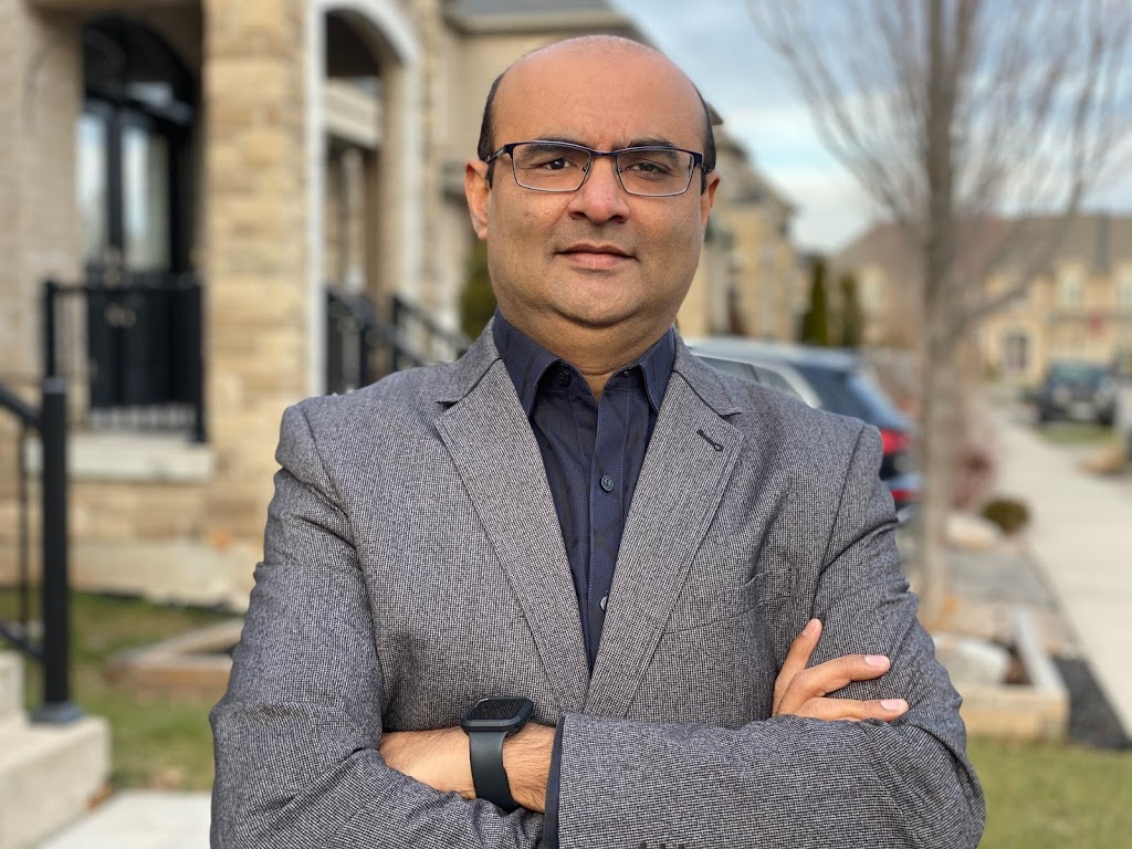 Suleman (Sam) Valji - Real Estate Representative | 2425 Old Brompton Way, Oakville, ON L6M 0J6, Canada | Phone: (647) 409-4848