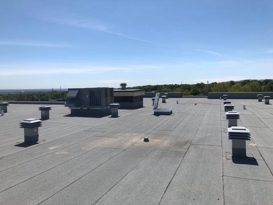Toitures Frontenac inc. | 235 Rue des Marais, Saint-Elzéar, QC G0S 2J2, Canada | Phone: (418) 389-7794