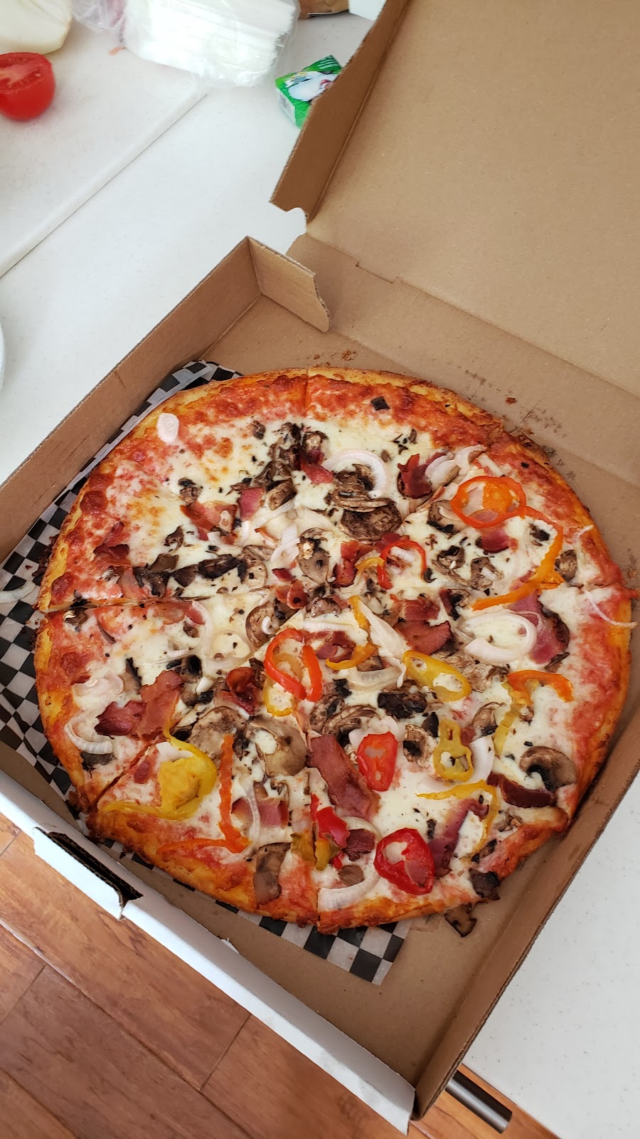 Bent Pizza Pie | 39268 Combermere Rd, Combermere, ON K0J 1L0, Canada | Phone: (613) 668-2368