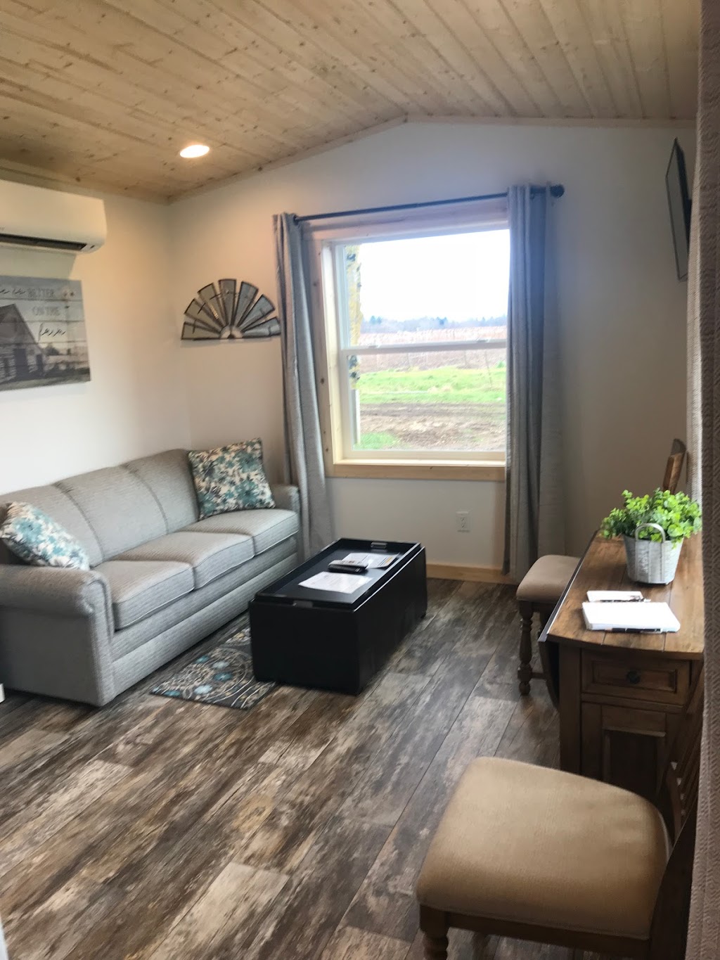 Vacation Rentals In Lynden Wa | 8402 Northwood Rd, Lynden, WA 98264, USA | Phone: (360) 815-1494
