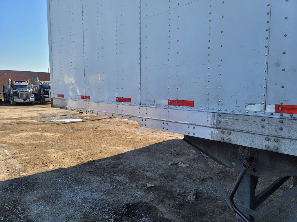 BK Truck and Trailer services Ltd | 7130 Pacific Cir, Mississauga, ON L5T 2A6, Canada | Phone: (647) 515-1337