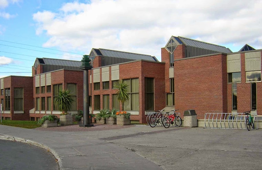 Dollard-des-Ormeaux Public Library | 12001 Boulevard de Salaberry, Dollard-des-Ormeaux, QC H9B 2A7, Canada | Phone: (514) 684-1496